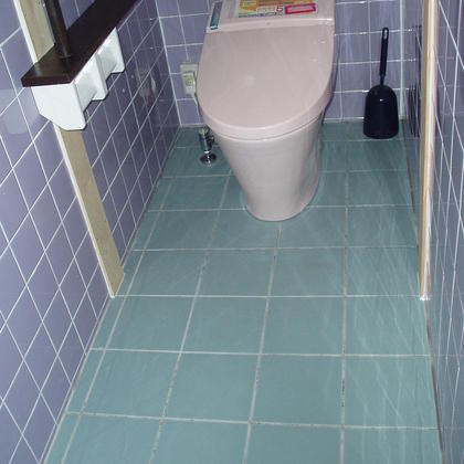 N様邸。和式トイレから洋式トイレへのリフォーム事例です。