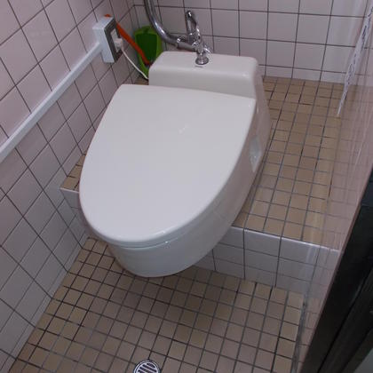 K社様。和式トイレを簡易洋式トイレにされた事例です。
