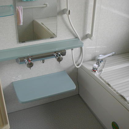 K様邸。バリアフリーを目的とした浴室リフォーム事例です。